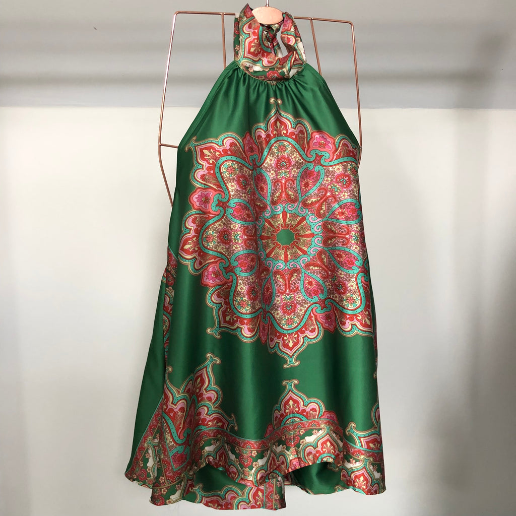 ANAIS EMERALD GREEN SILKY HALTER NECK SHORTS CO ORD TWO PIECE SET